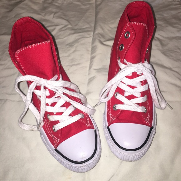 Airwalk Shoes - red hightop sneakers size 6 1/2